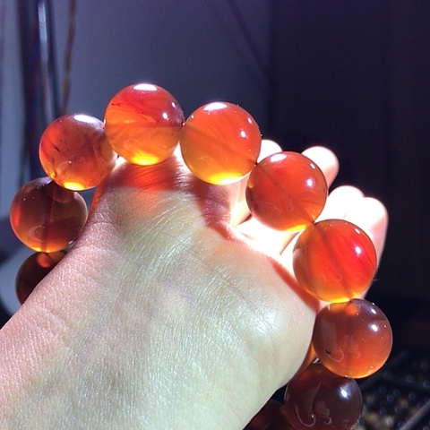 琥珀手串未镶嵌福利：精美棕红尺寸18+