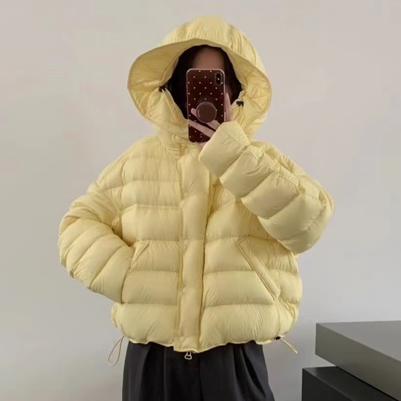 649--豌豆射手短款2025冬新款连帽韩版显瘦洋气保暖外套