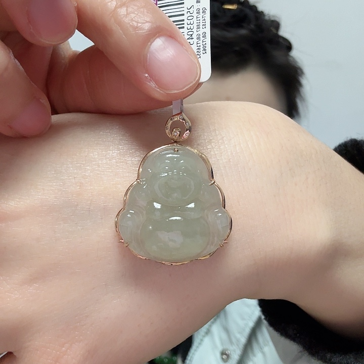 颈饰18K金镶嵌和田玉仓库