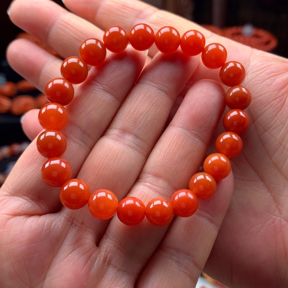南红玛瑙手串未镶嵌