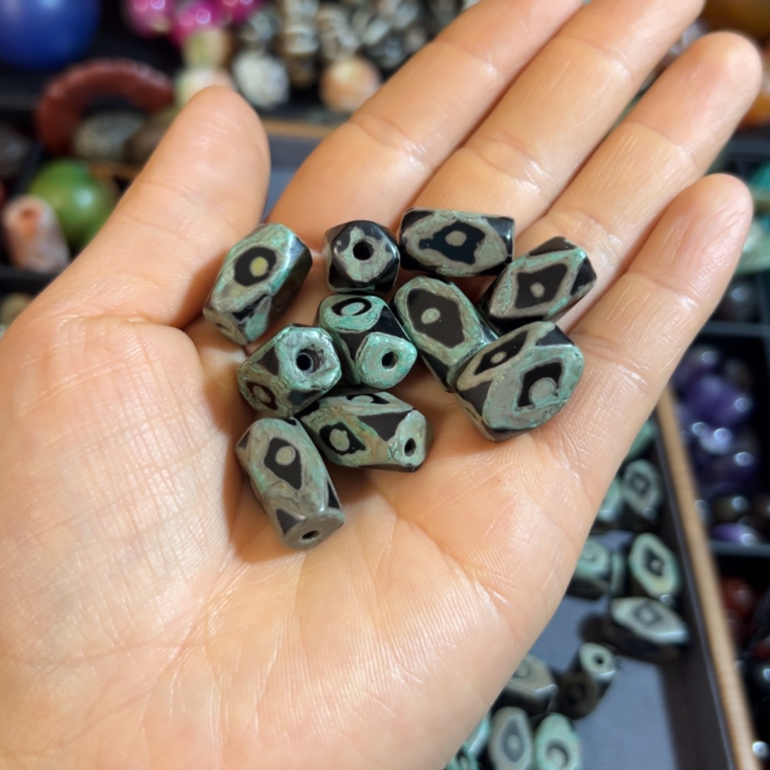 荷***～玛瑙/玉髓合金颈饰