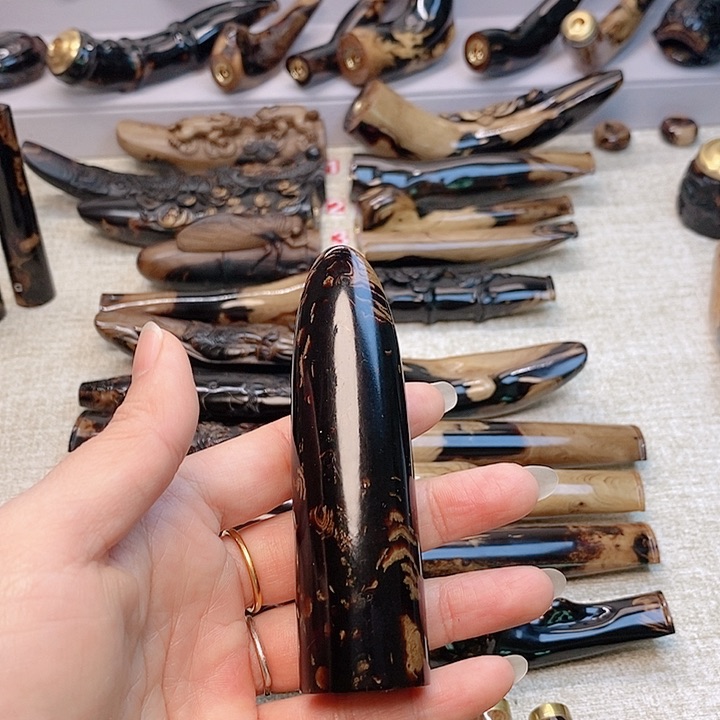 贝壳杉.**.柳木烟嘴光面