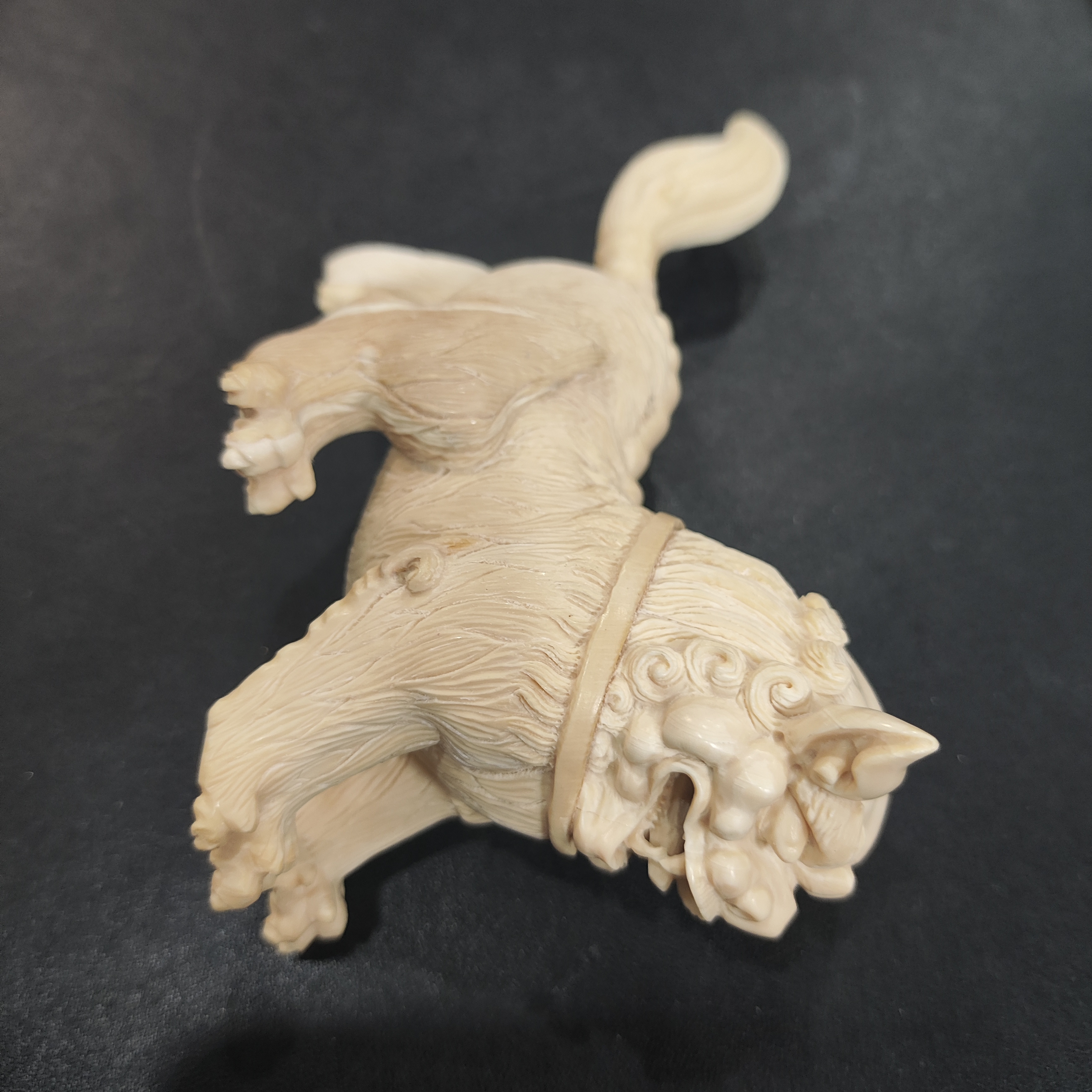 猛犸约93.5克雕刻件ZL2083