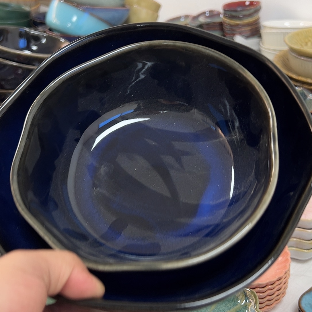 两个，。     一大一小