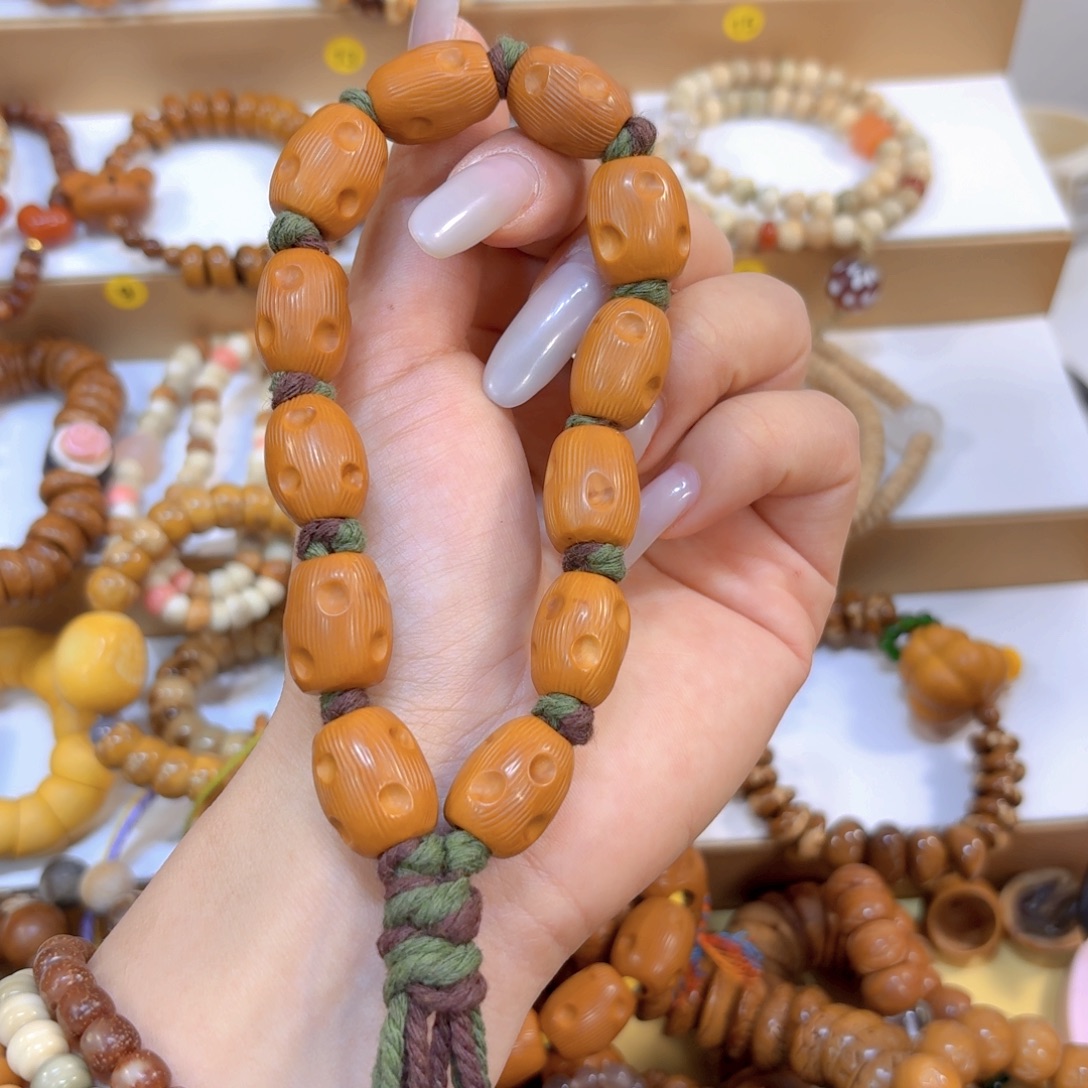 星月菩提吊坠菠萝蜜