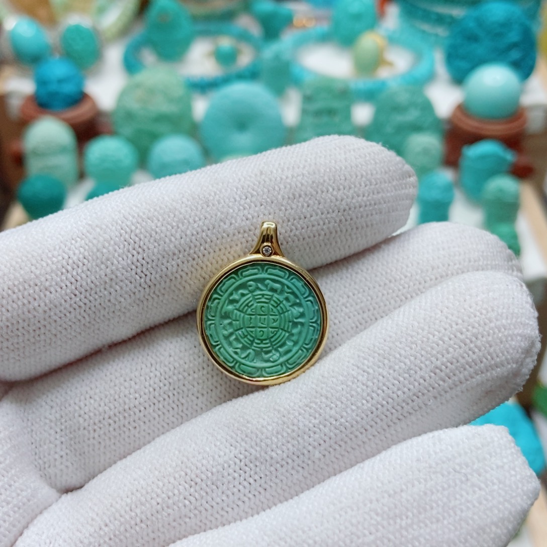 绿松石18K金镶嵌九宫八卦牌