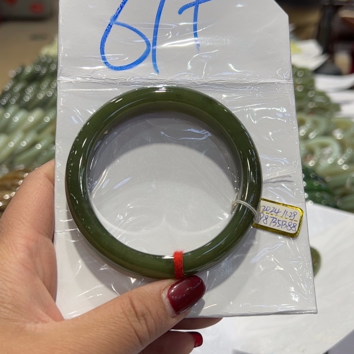 和田玉（糖玉）手镯未镶嵌小**主