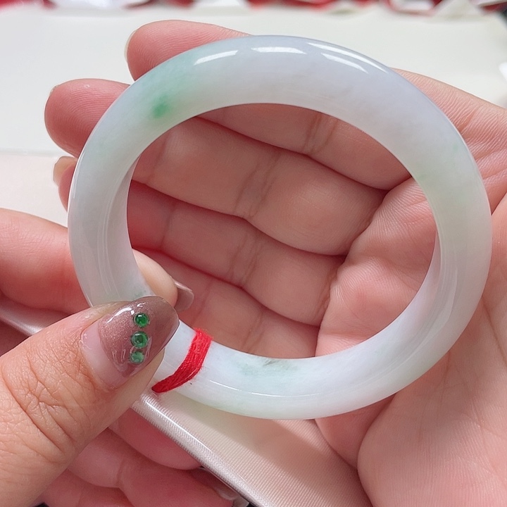 翡翠手镯未镶嵌缅甸翡翠手镯56圈