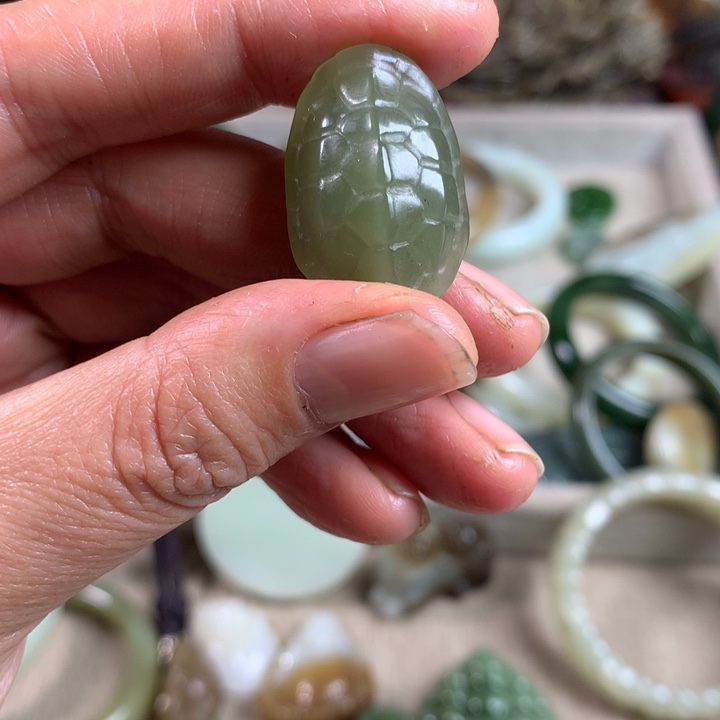 和田玉（糖玉）未镶嵌手镯