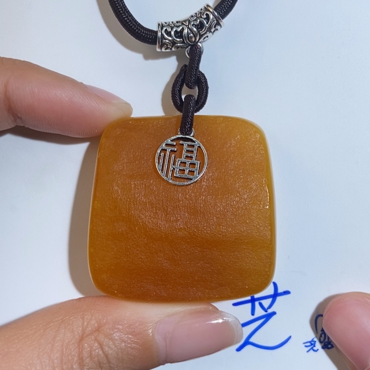 定制琥珀未镶嵌琥珀