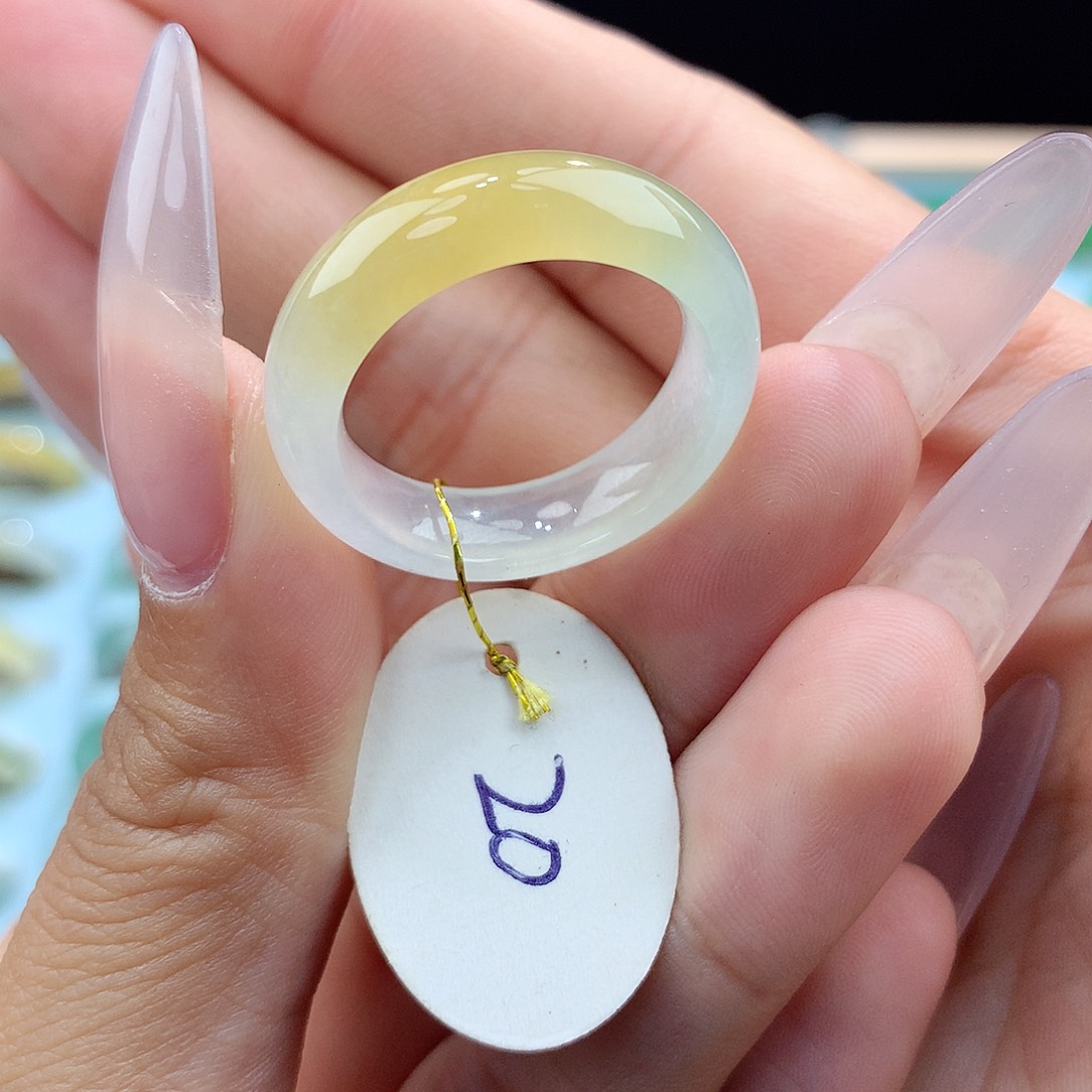 翡翠戒指未镶嵌20圈