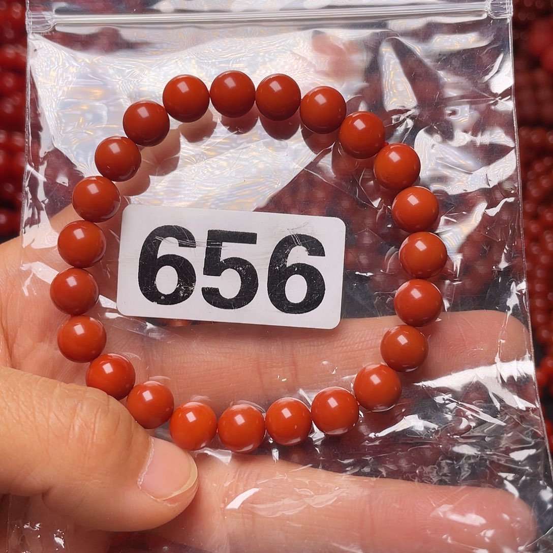 鹤***山南红玛瑙未镶嵌手链