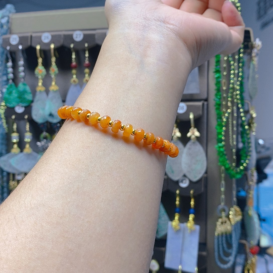 未镶嵌翡翠耳饰翡翠