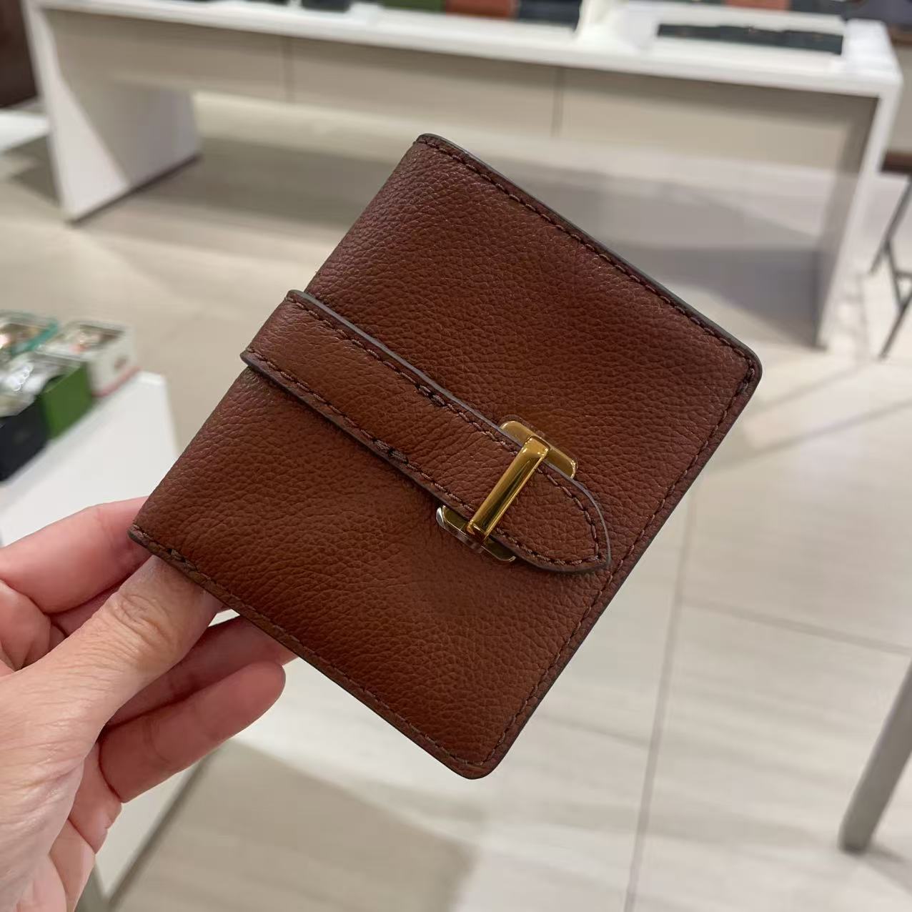 FOSSLL女士时尚短款对折卡包