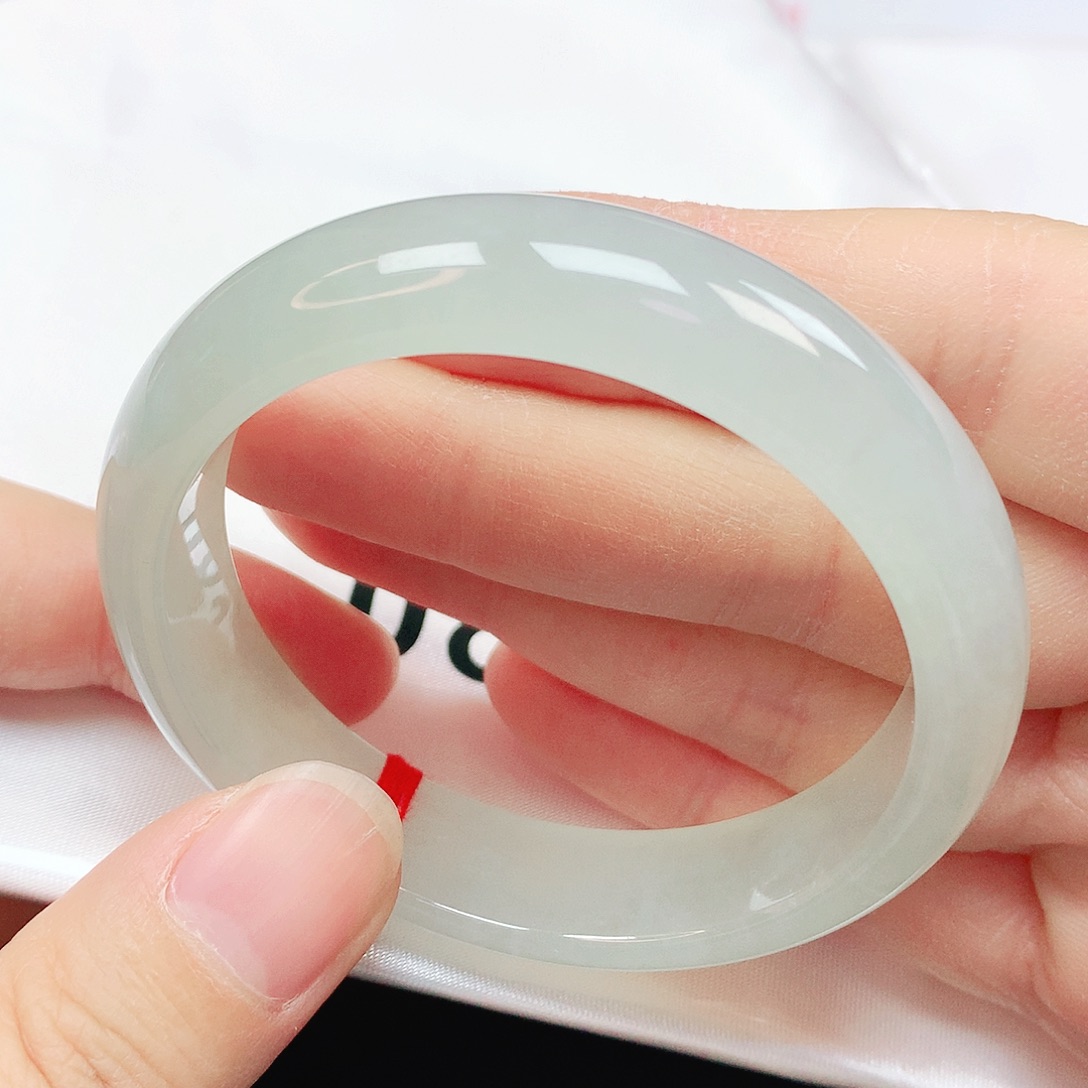 未镶嵌手镯翡翠抖音082