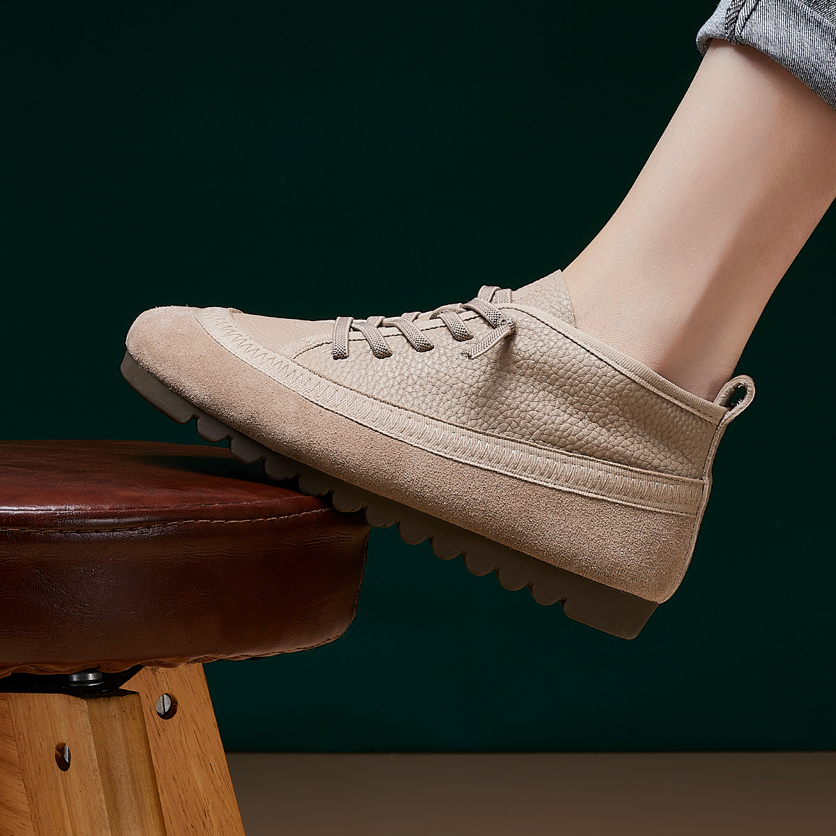 | 惊喜-153| 头层牛皮休闲鞋女复古风板鞋女百搭丑萌松糕底休闲鞋