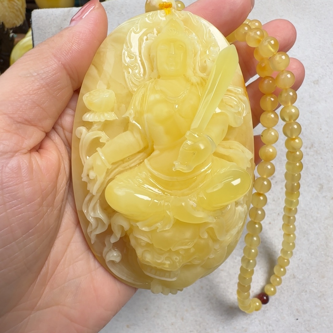 蜜蜡未镶嵌珠宝奇石