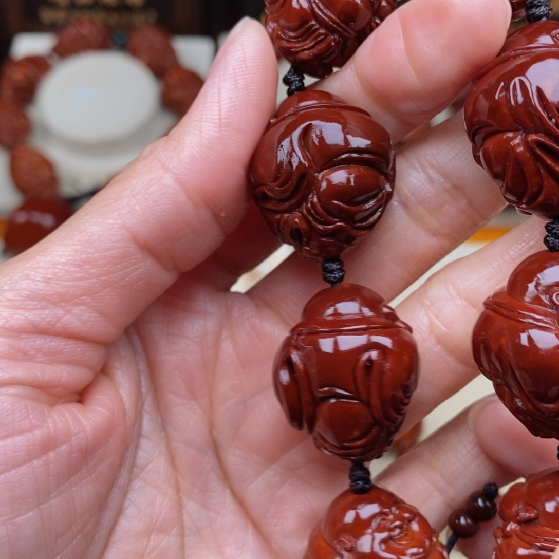 橄榄核吊坠昨*弥勒