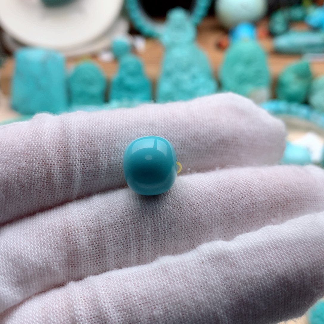 绿松石颈饰未镶嵌