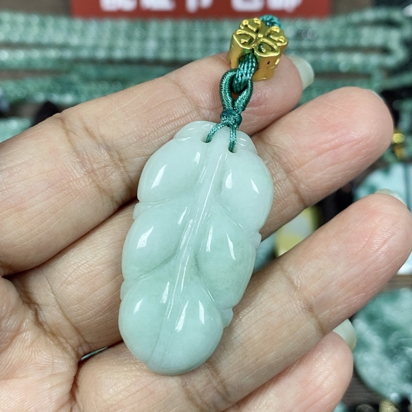【闪购商品】翡翠颈饰未镶嵌玉吊坠翡翠玉双面金枝玉叶