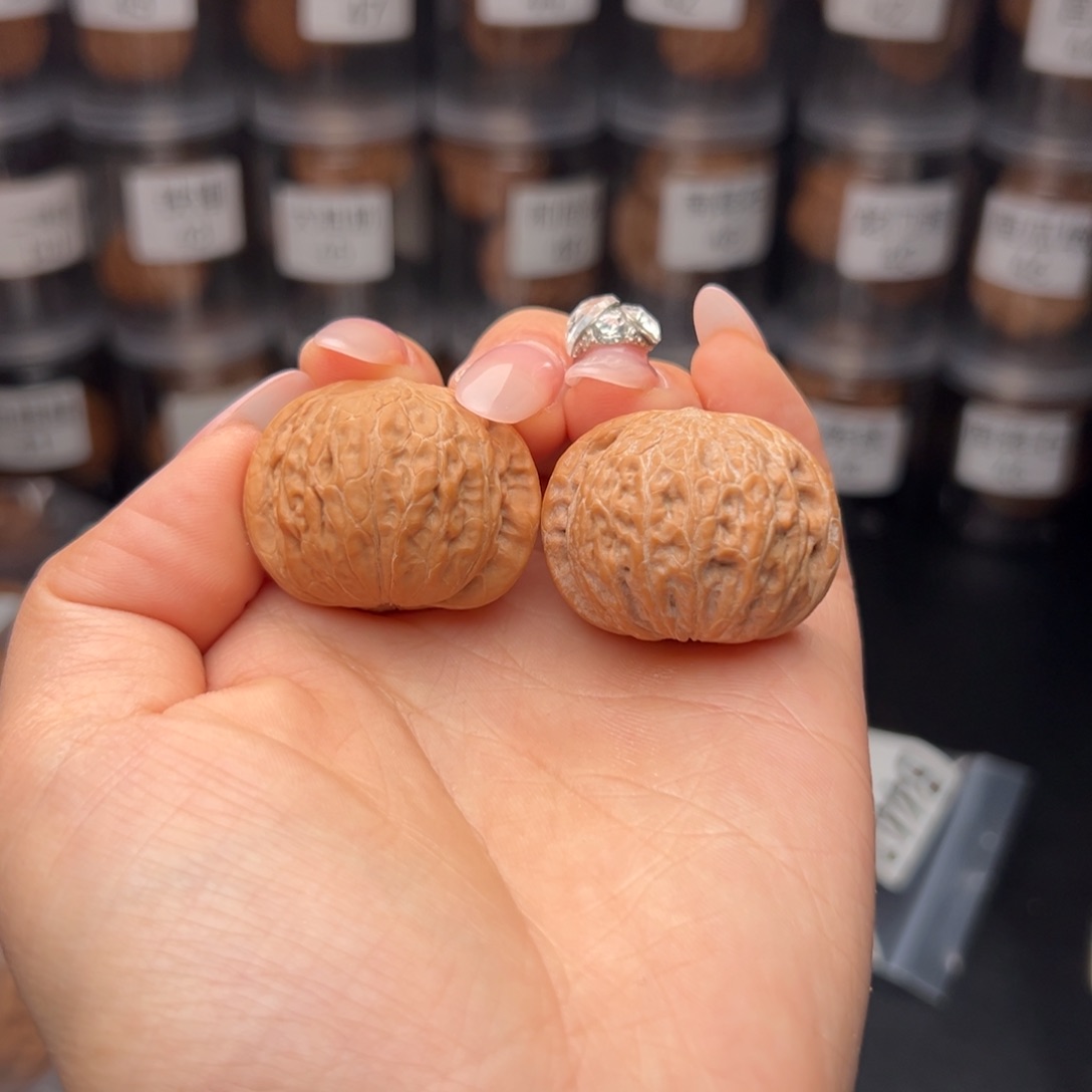 文玩核桃吊坠重**锋铁锤