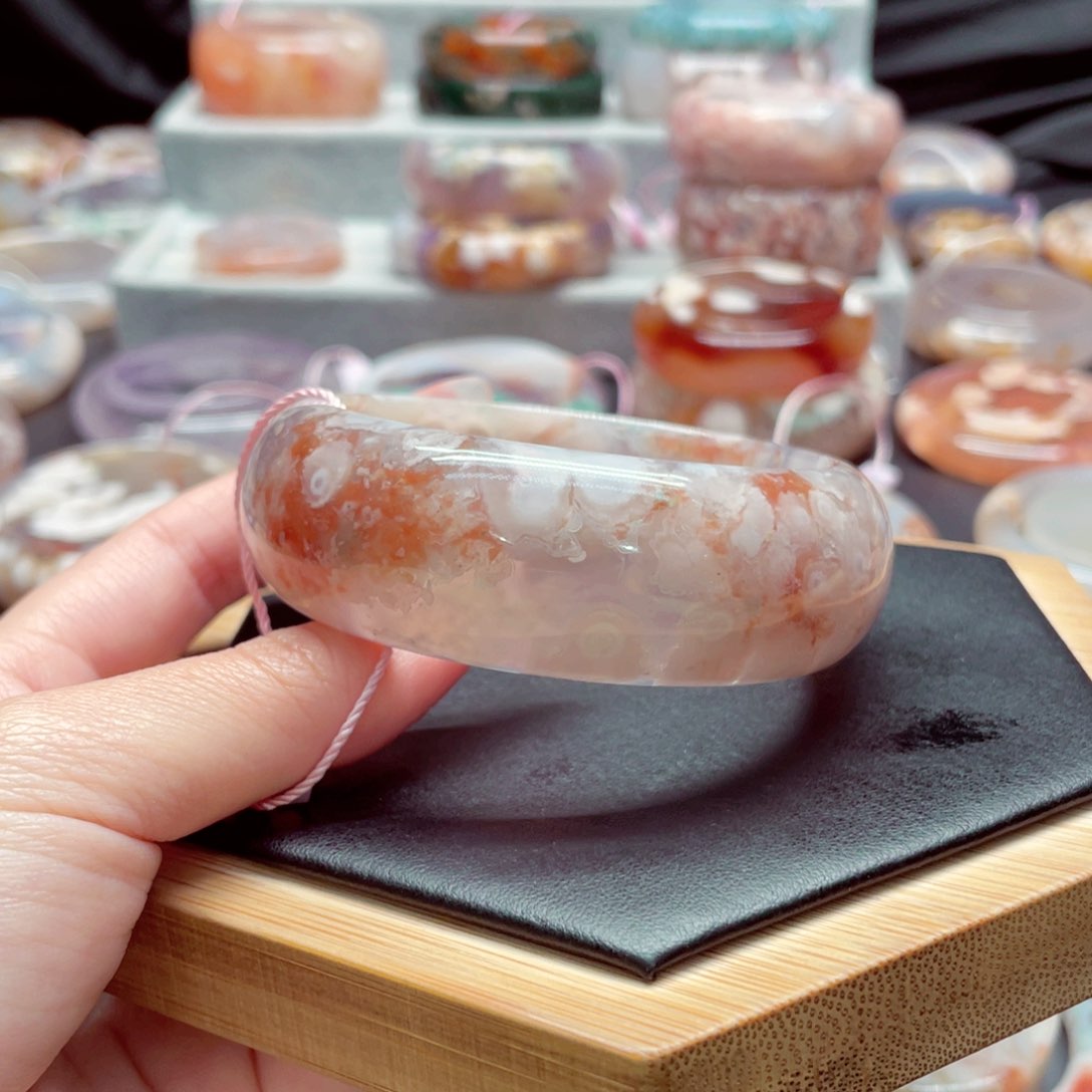 玛瑙/玉髓手镯未镶嵌飞****）3