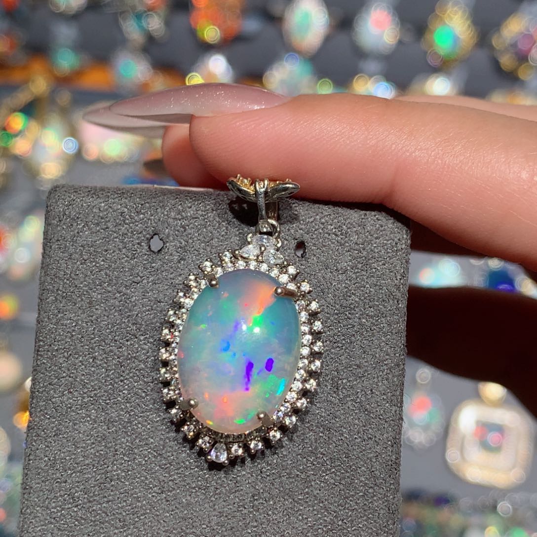 欧泊欧泊吊坠y银S925镶嵌