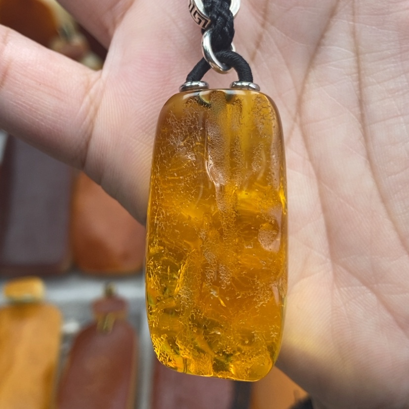 【闪购商品】琥珀珠宝奇石未镶嵌