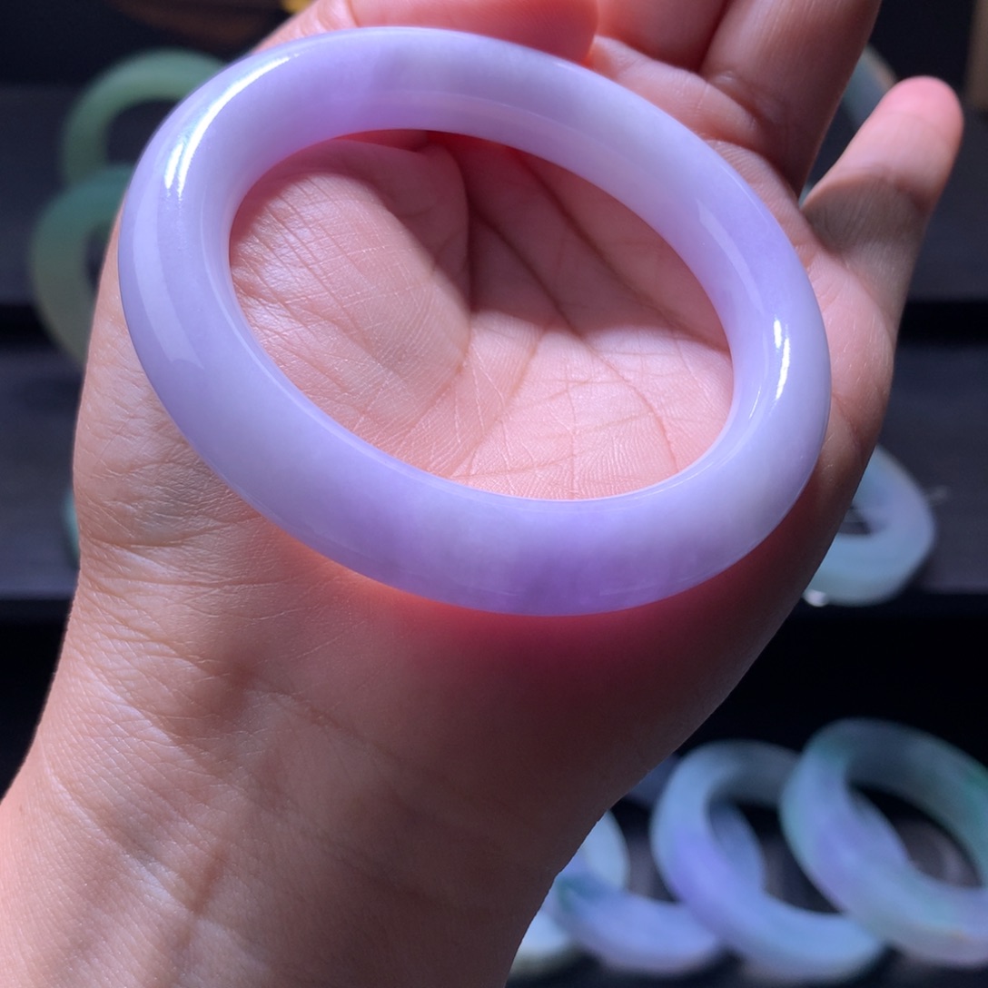 定制翡翠未镶嵌翡翠手镯