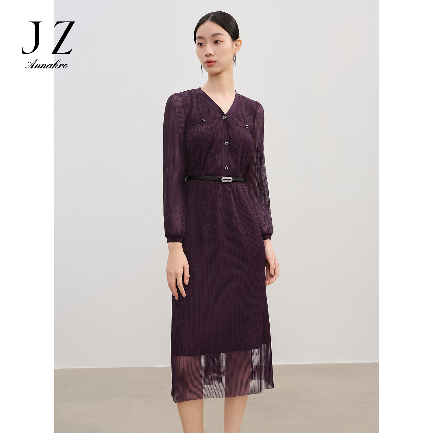 【薄荷曼波】玖姿安娜蔻飘逸细闪压褶连衣裙女24春JTEC50069