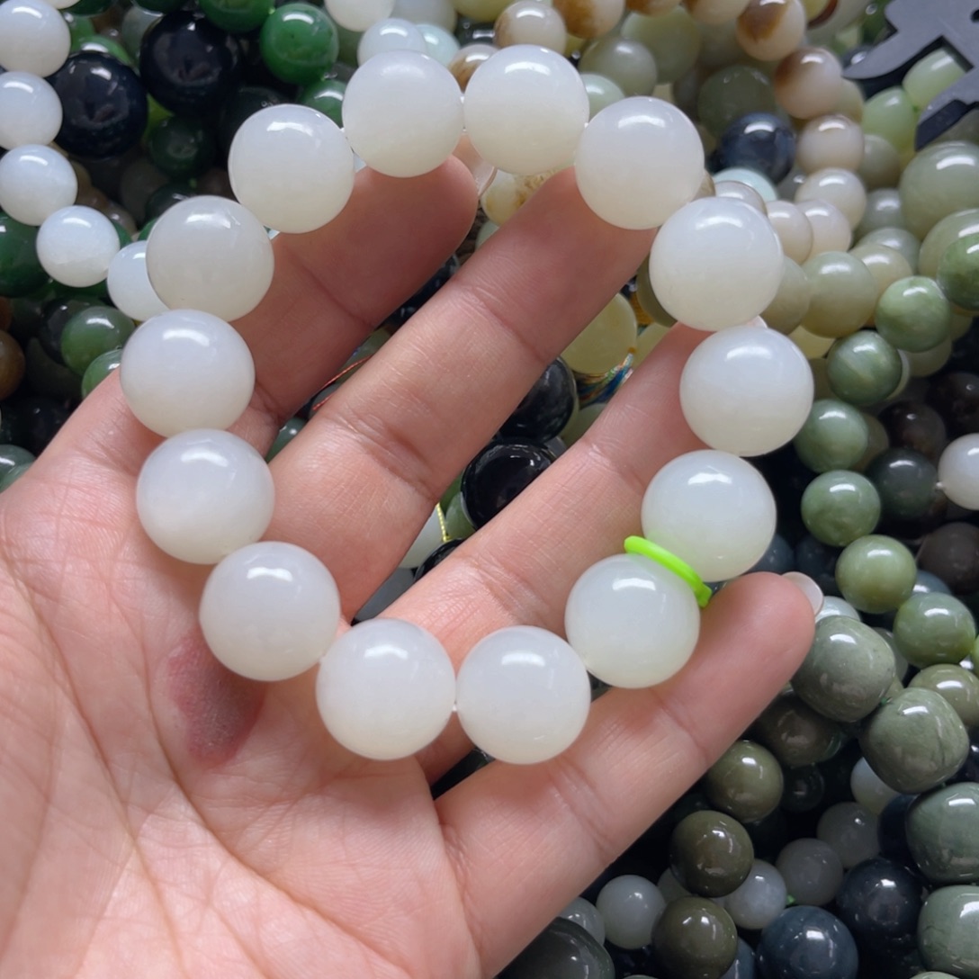 和田玉手链未镶嵌