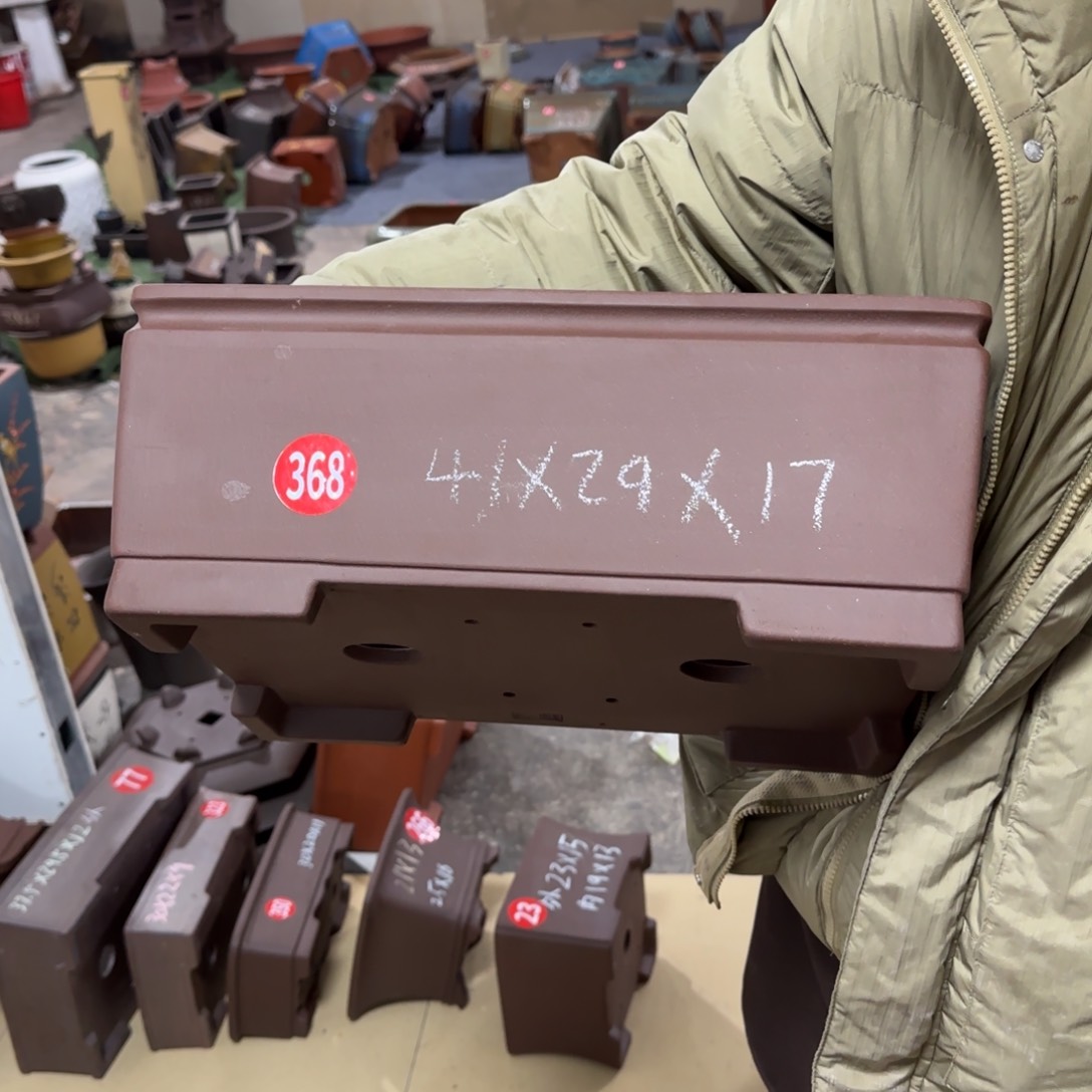 紫砂花盆呜呜呜呜