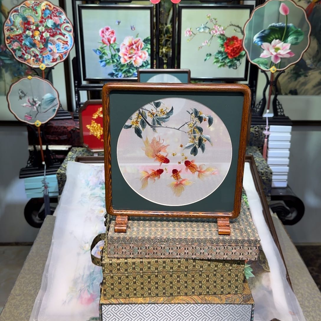 刺绣刺绣工艺精湛