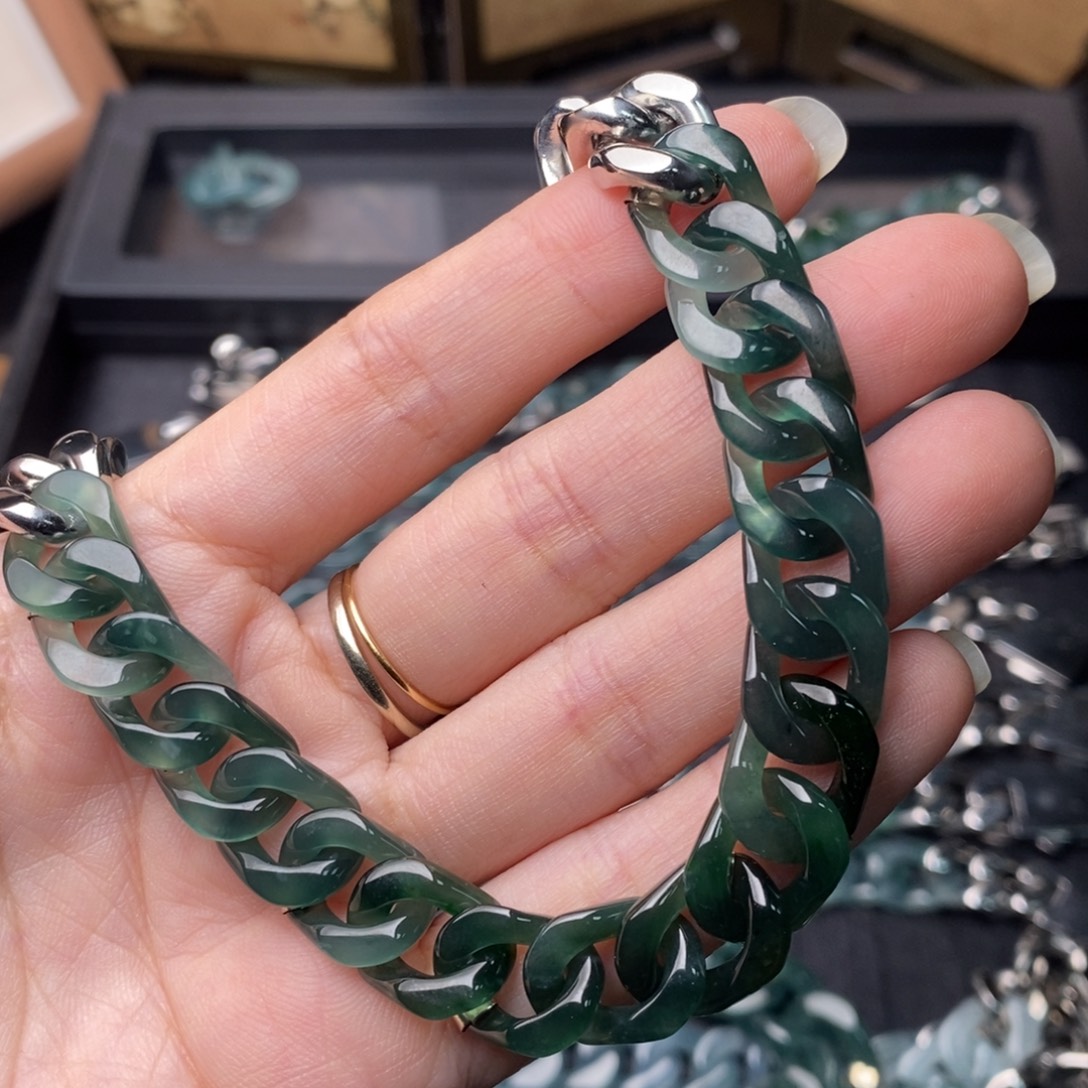 近***尺翡翠未镶嵌手链手链1004