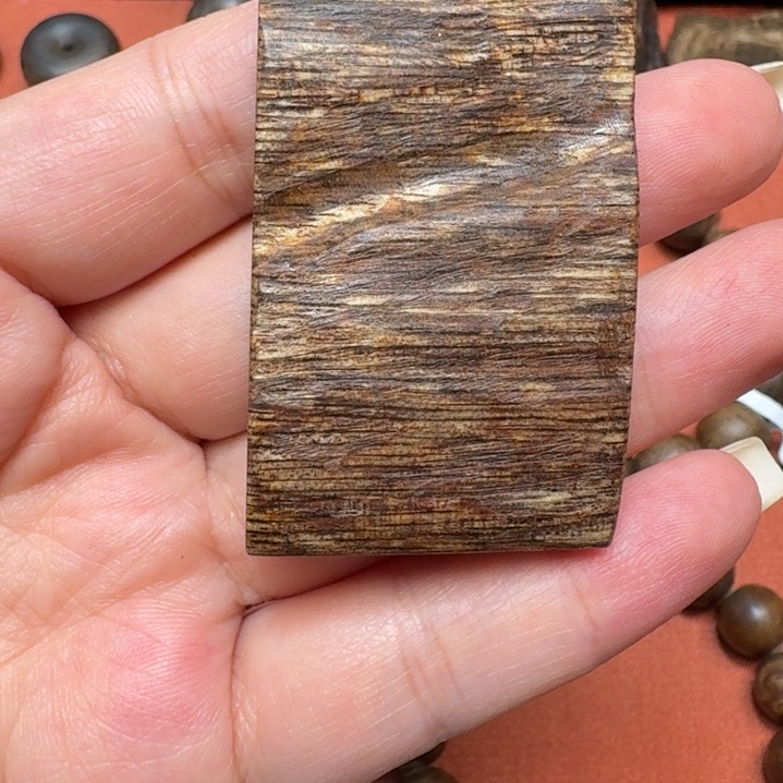 大叶紫檀（黑酸枝木类）