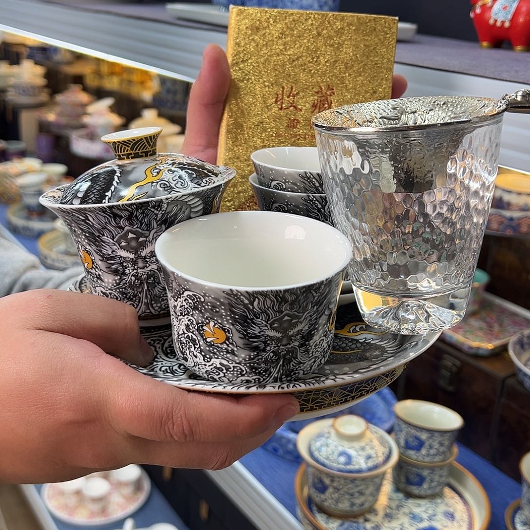 我们的目标是成为一个优秀的人