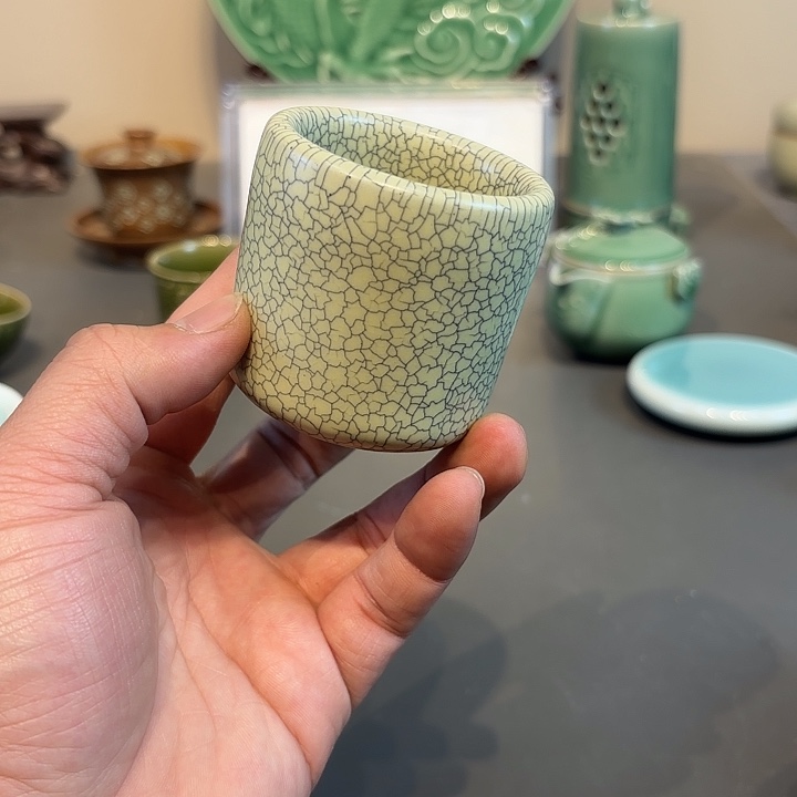 瓷片龙泉青瓷福利青瓷