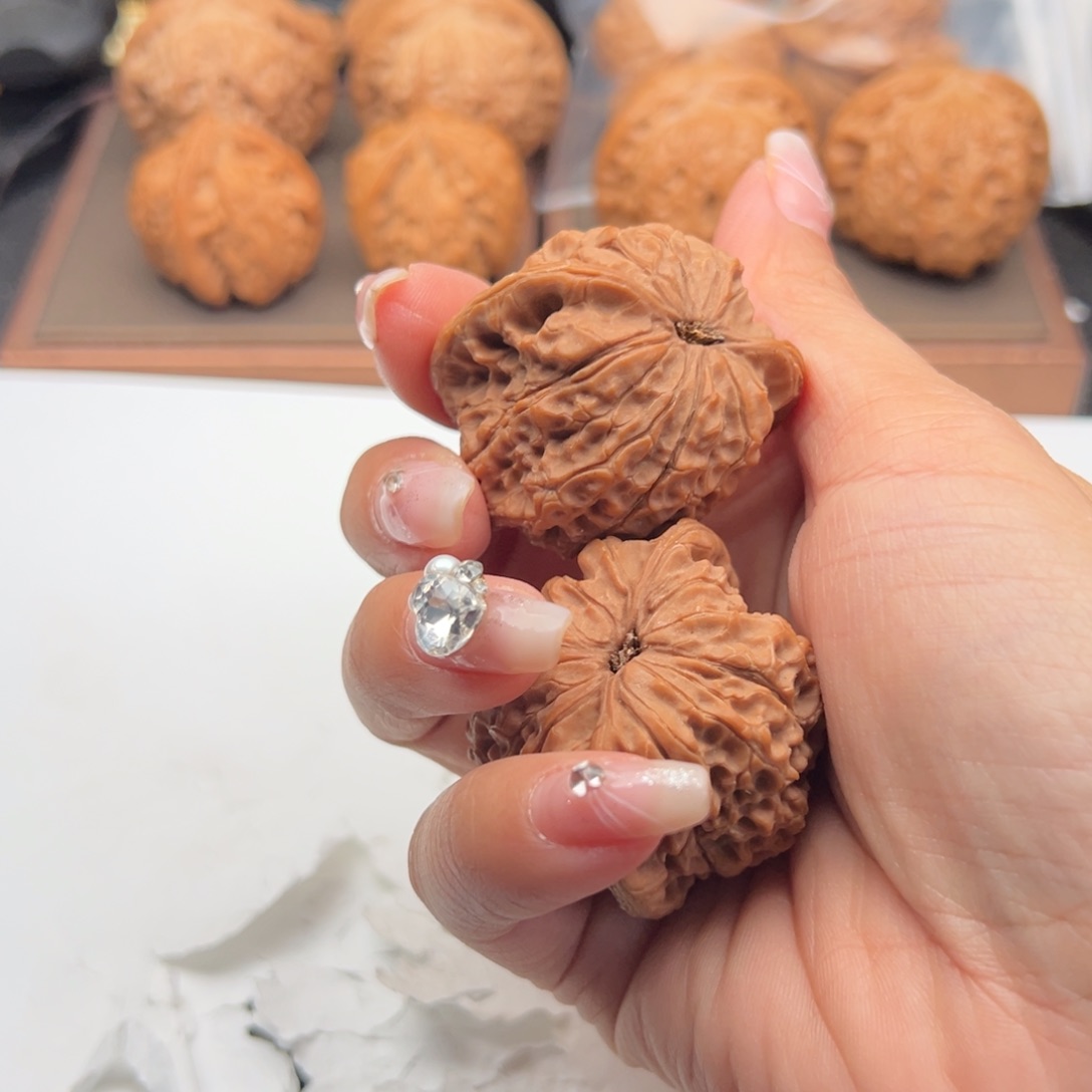 文玩核桃把件血麒麟41到43