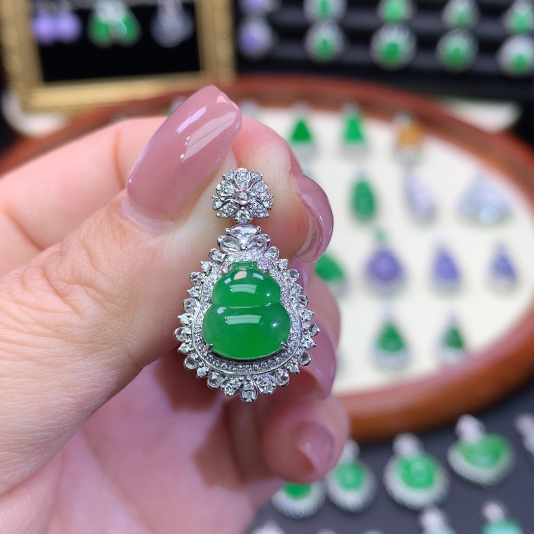 翡翠18K金镶嵌吊坠(不含链)