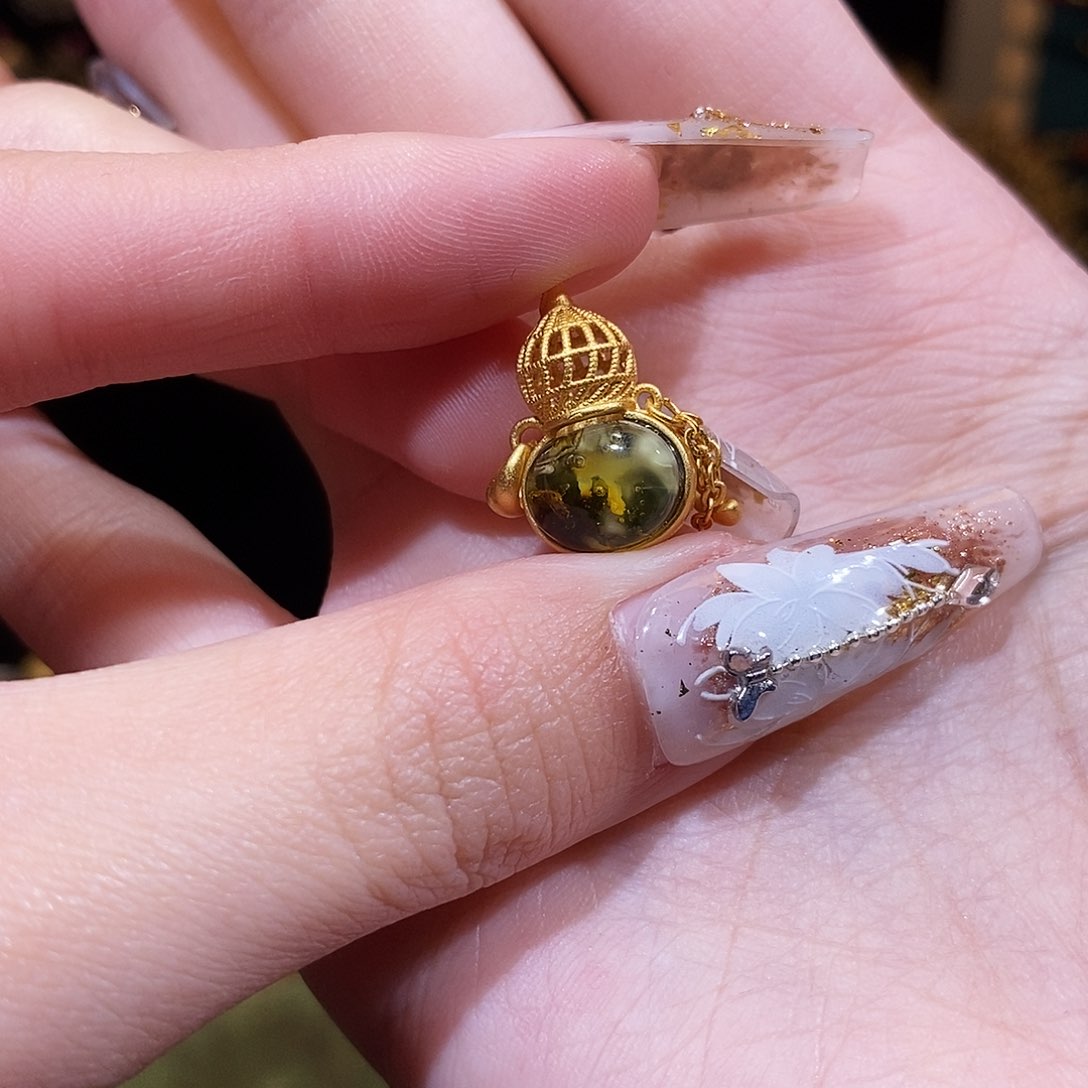 琥珀颈饰银S925镀金镶嵌吊坠