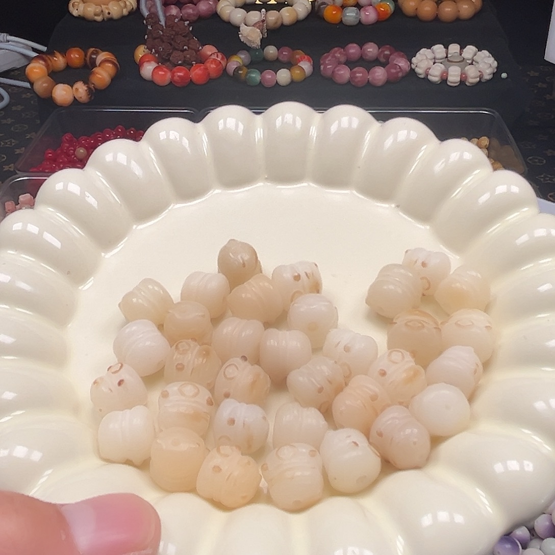 手串菩提根/象牙果12尺寸炭烧招财猫20颗