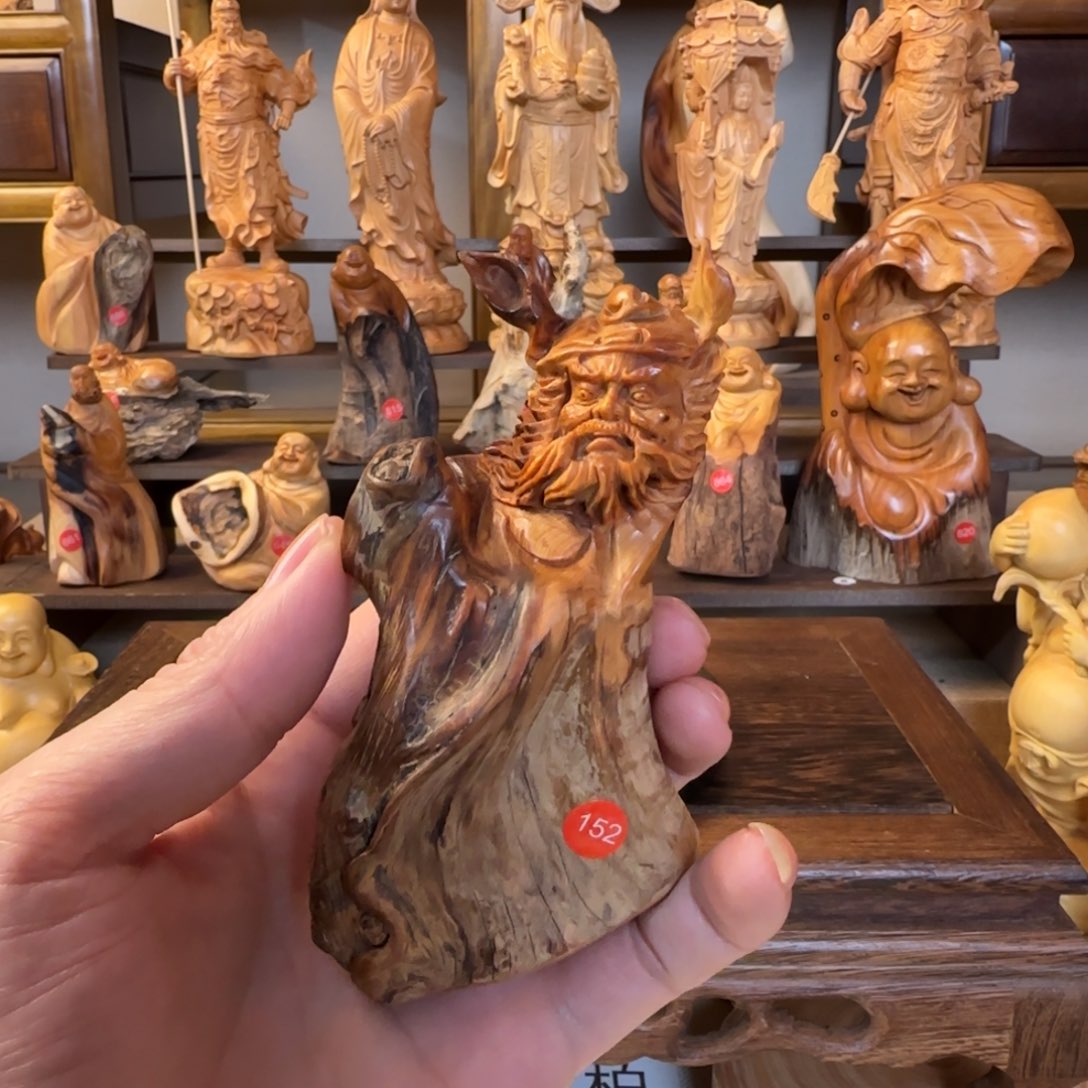 崖柏小木匠艺雕一物一拍