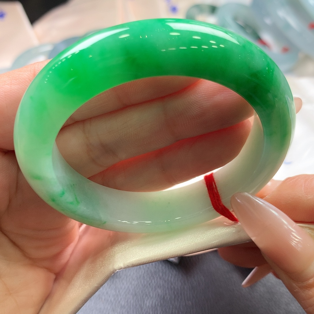 翡翠未镶嵌手镯51.4正