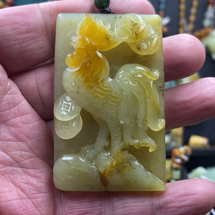 【闪购商品】蛇纹石玉吊坠未镶嵌