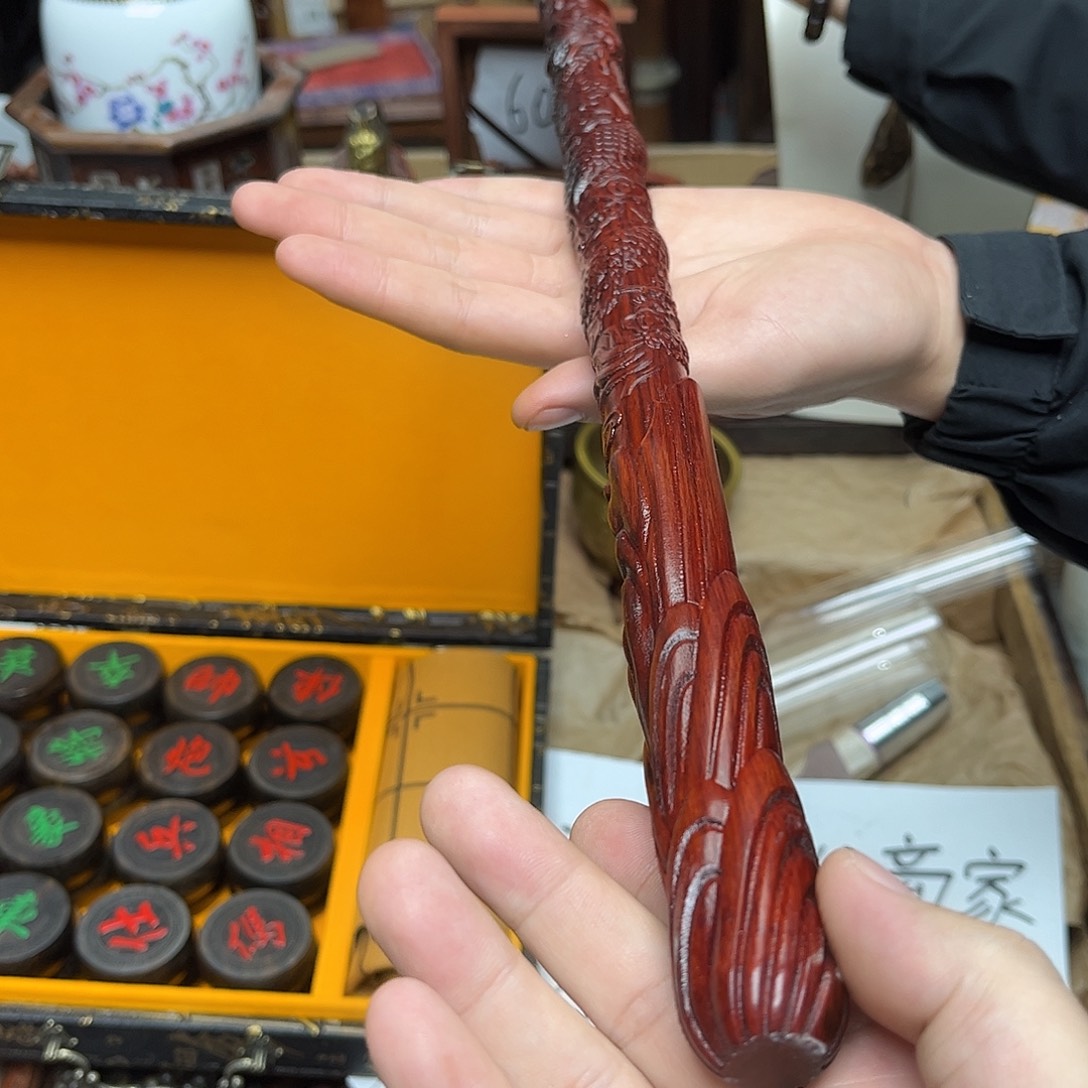 大叶紫檀（黑酸枝木类）