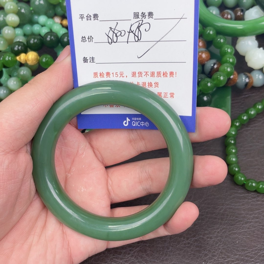未镶嵌手镯和田玉a****t