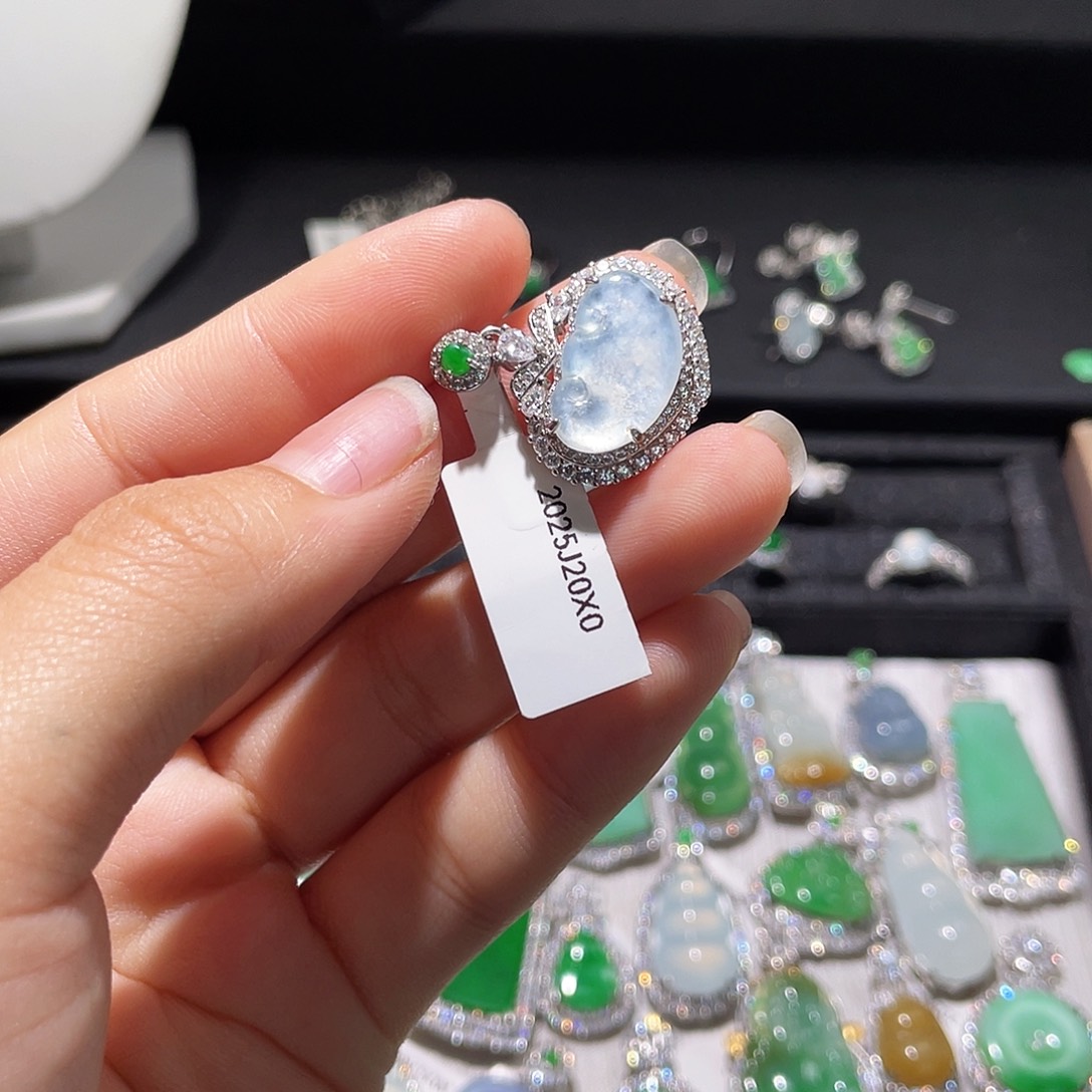 翡翠银S925镶嵌颈饰