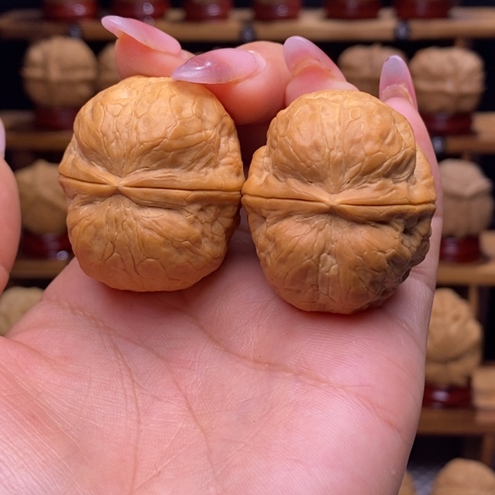 *****把件文玩核桃赤霄蛤蟆头99