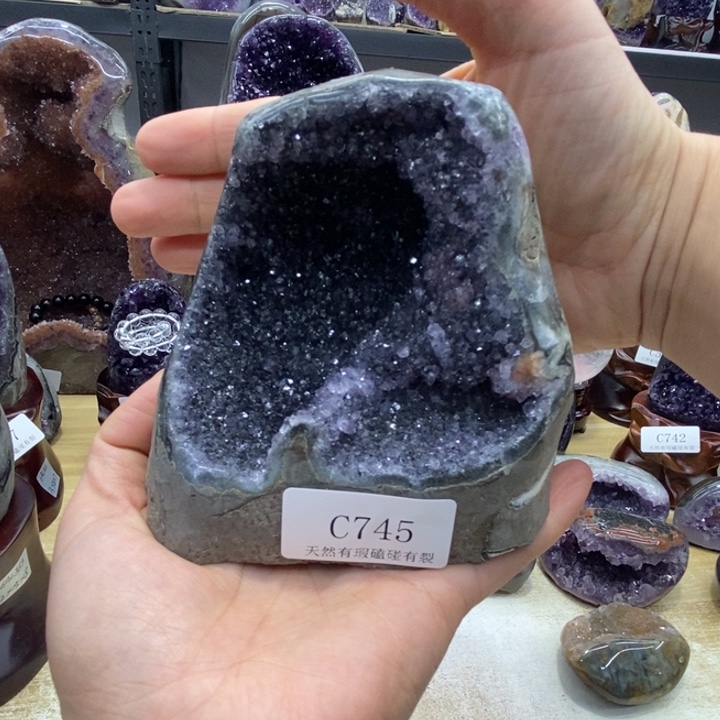 紫晶大型摆件（非配饰）未镶嵌