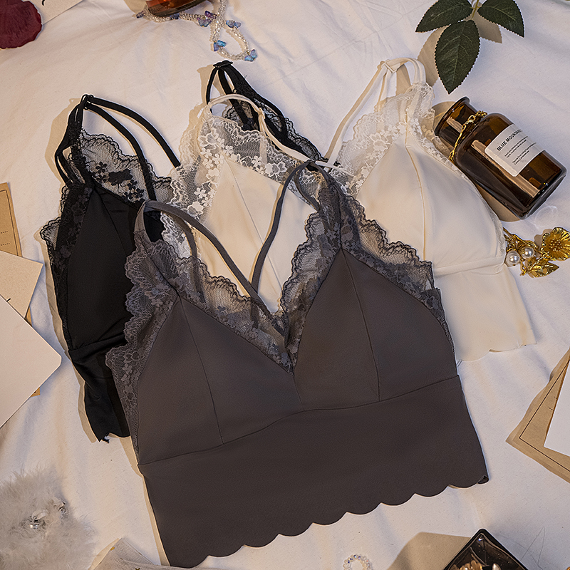 【90-210】琥珀流光缎面性感蕾丝大码美背内搭一体胸罩XJMB057